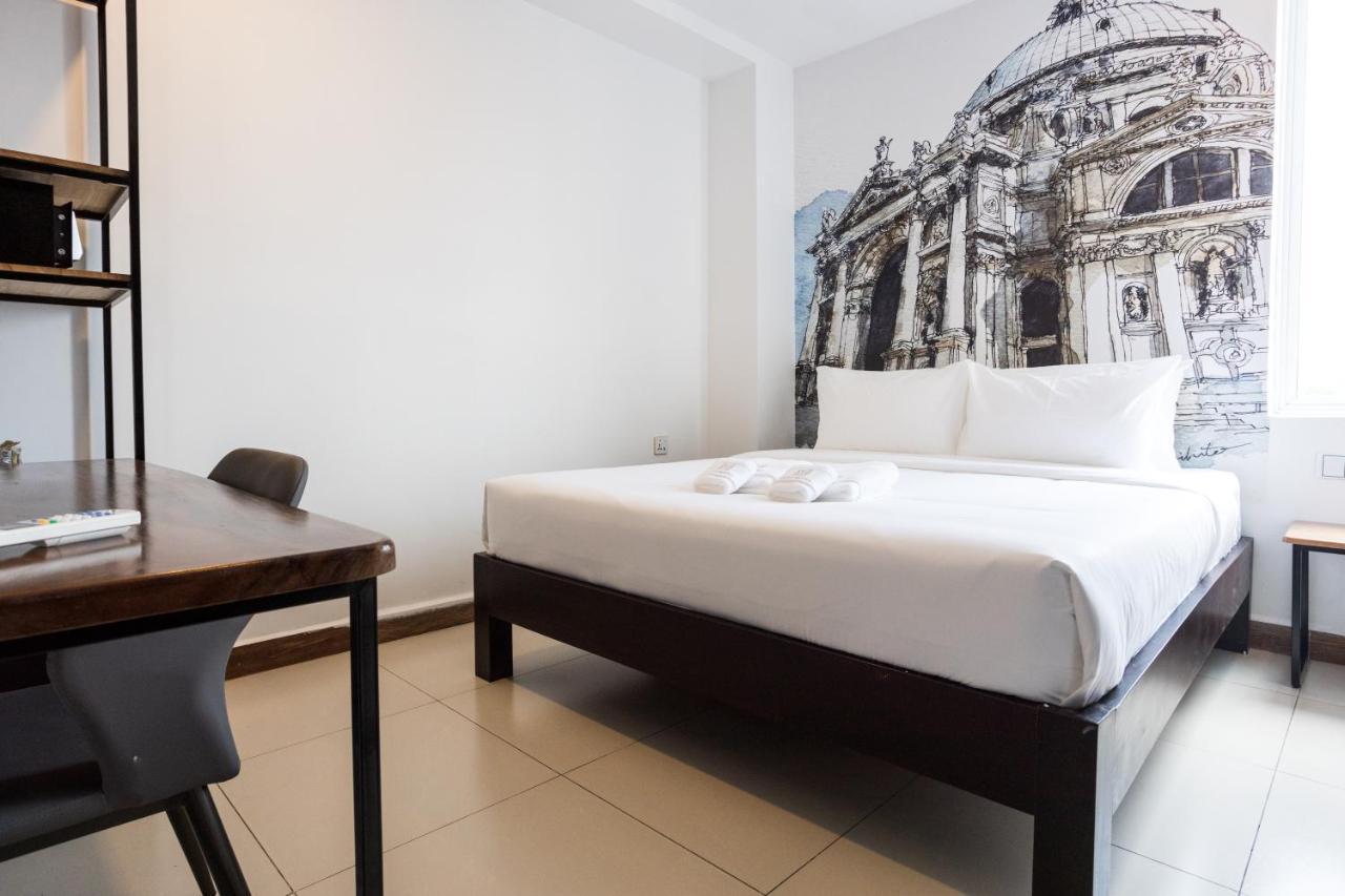 Times Hotel At Bassac Lane Phnom Penh Exterior foto